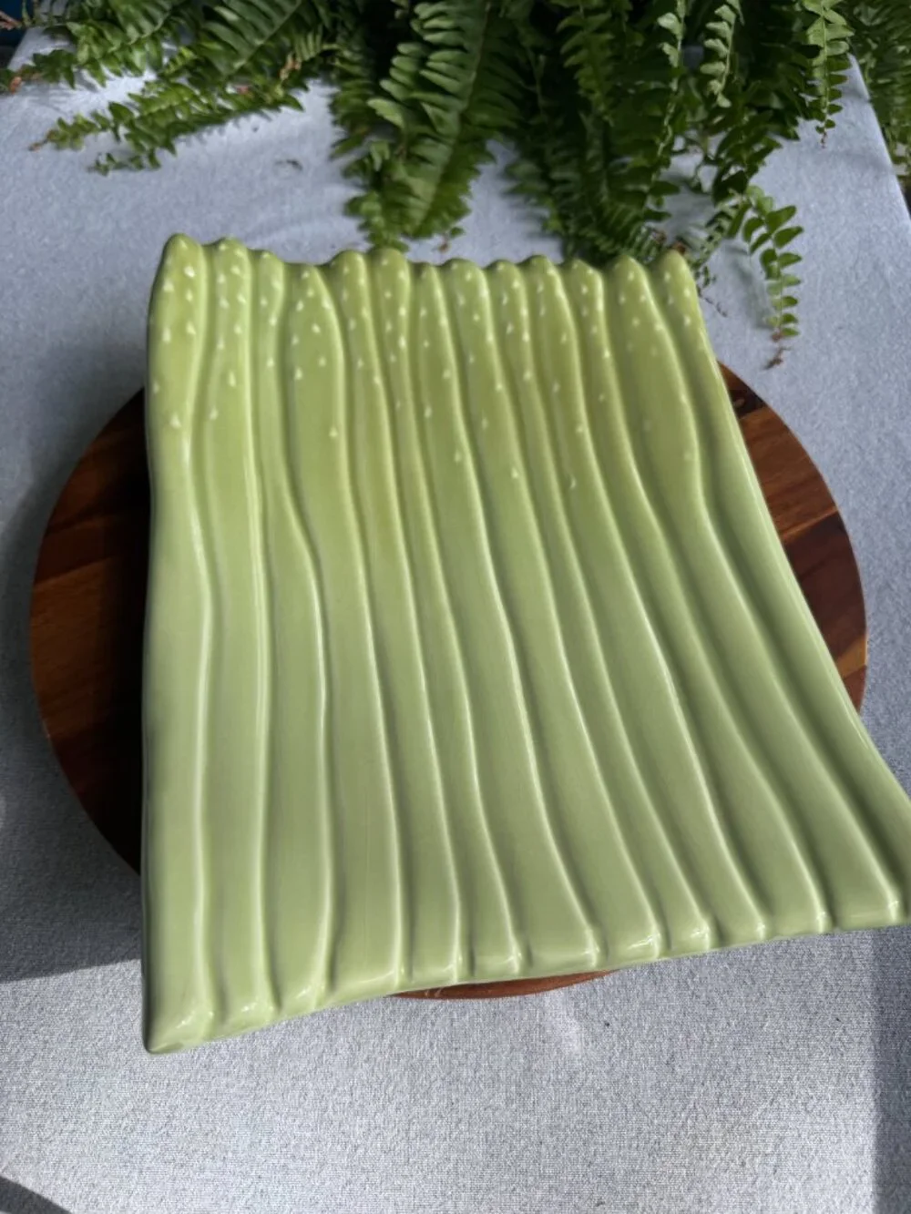 Vintage Crate & Barrel Green Ceramic Asparagus Serving Platter #3620